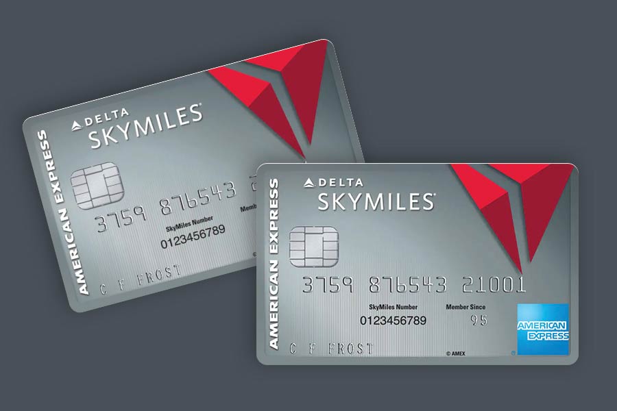 两张DeltaSkymiles®PlatinumBusiness American Express信用卡。