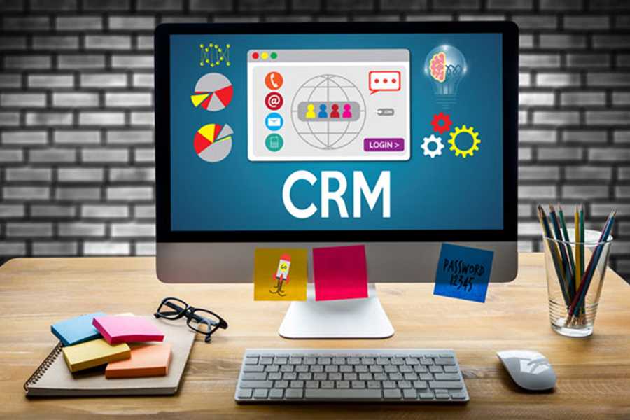 CRM管理分析服务概念。