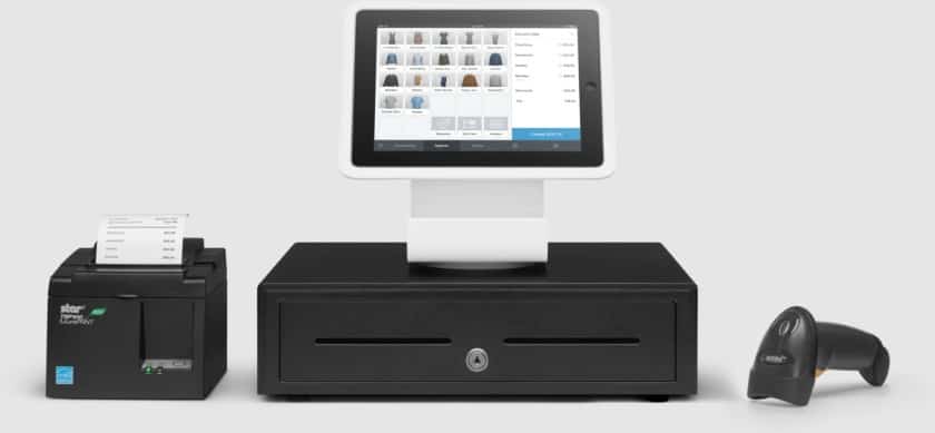 广场上的硬件设备。