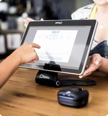 显示Toast POS Flex Toast水龙头和路由器。