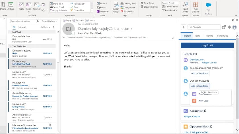 Salesforce Outlook插件的图片。