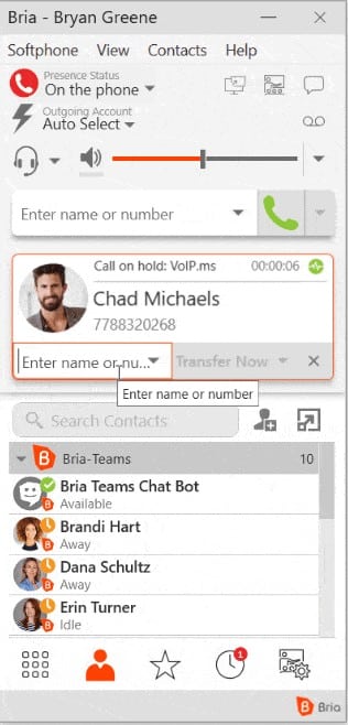 转移电话输入姓名或号码到您的Counterpath Bria软电话应用程序。