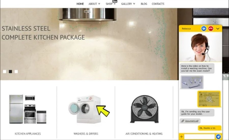 一个带有嵌入式LiveChat小部件的厨房用品网站的截图