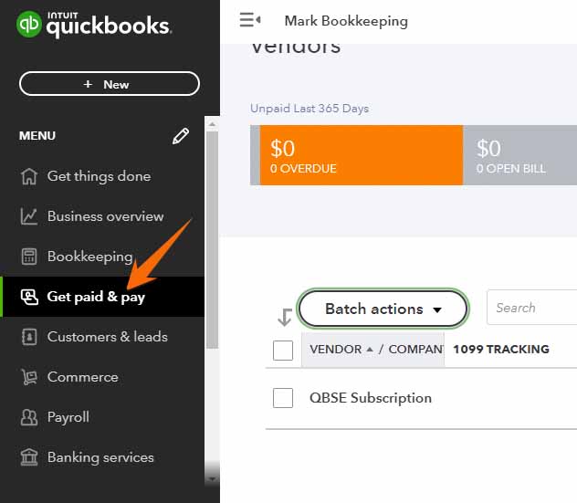 显示如何导航到QuickBooks Online中的供应商列表的屏幕。