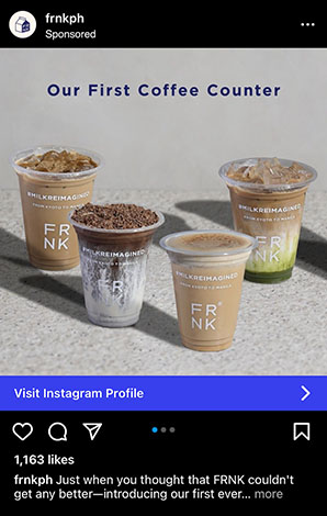 Instagram上一家咖啡馆的旋转木马广告的例子。